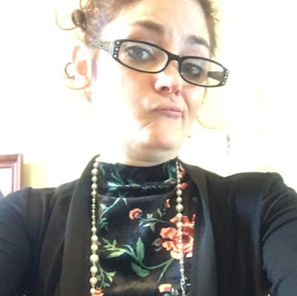 Meet your Posher, Kim - Picture 1 of 1